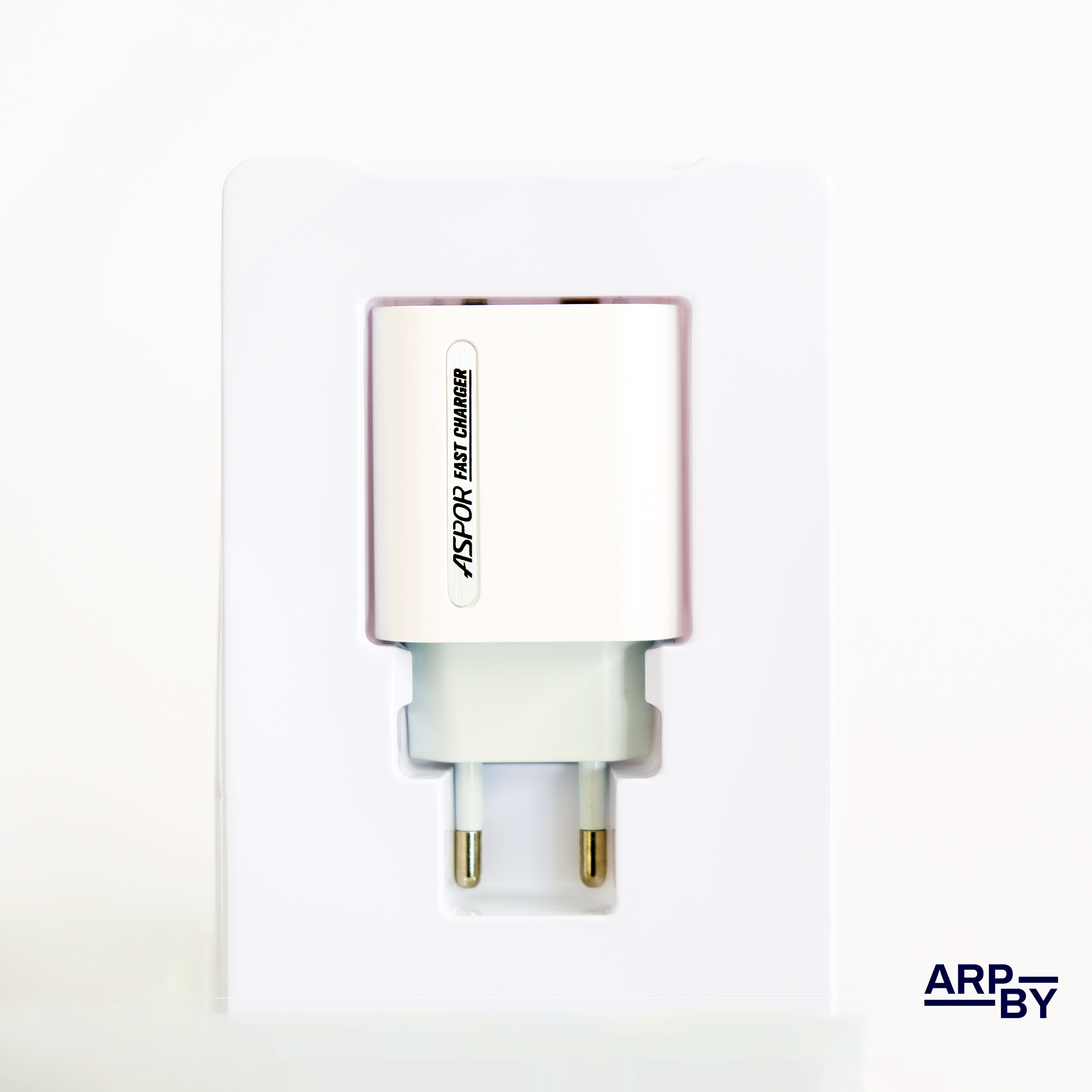 Carregador rapido 33W A806 Branco 2 entradas Carregador rapido 33W A806 Branco 2 entradas